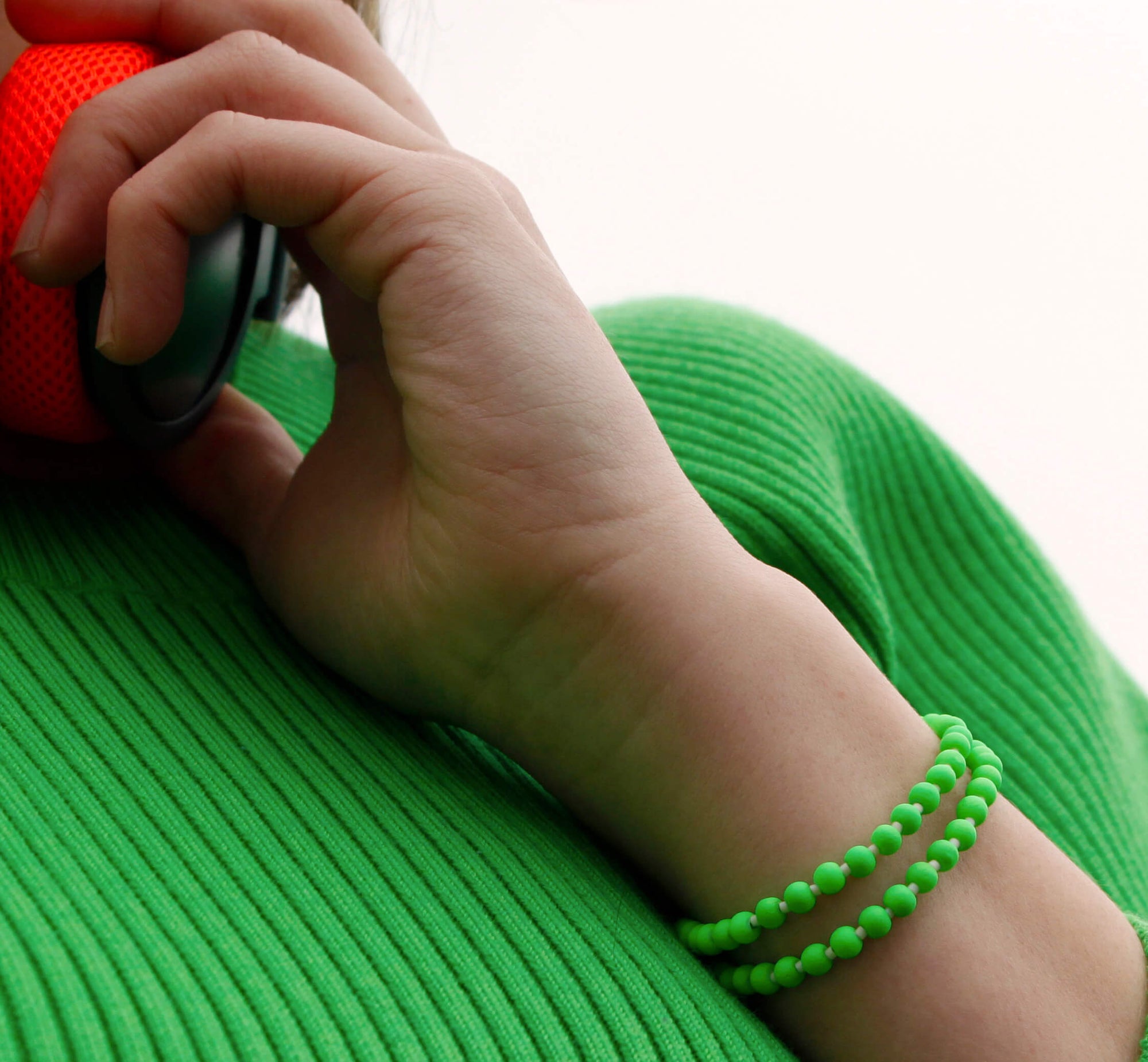 Amazon.com: Jenaai 1000 Pcs Neon Friendship Bracelets Bulk Adjustable Neon  Bracelet Assorted Colors Nylon Paracord Bracelets for Kids Adults Birthday  Classroom Student Gift Party Favors Carnival Prize, 10 Colors : Toys & Games